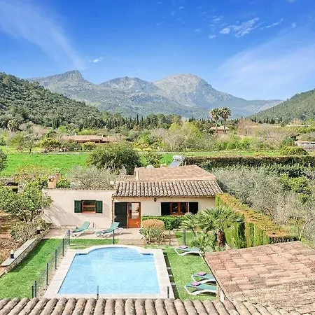 Sleeps 6 Pool Air Con Wifi Pollença