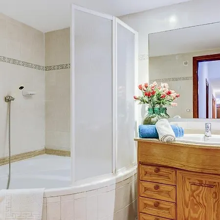 Sleeps 6 Pool Air Con Wifi Villa Pollenca